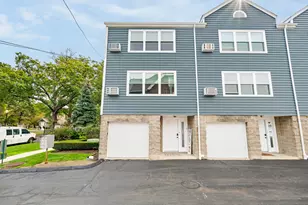 55 Woodland Pl, Stamford, CT 06902 - Photo 33