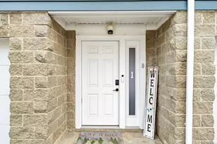 55 Woodland Pl, Stamford, CT 06902 - Photo 1