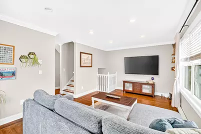 55 Woodland Place #APT 1, Stamford, CT 06902 - Photo 5