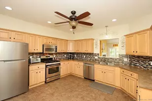 35 Todd St, Hamden, CT 06518 - Photo 13
