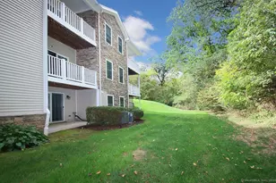 35 Todd St, Hamden, CT 06518 - Photo 35