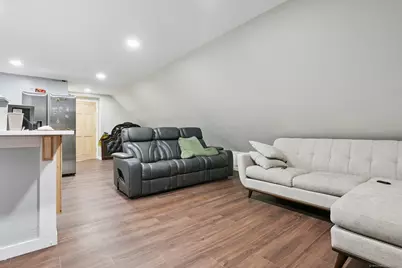 28 Farren Avenue, New Haven, CT 06513 - Photo 11