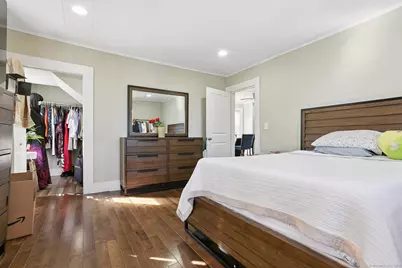 28 Farren Avenue, New Haven, CT 06513 - Photo 5