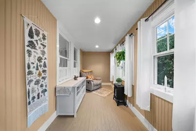 27 Peck Street, Milford, CT 06460 - Photo 7