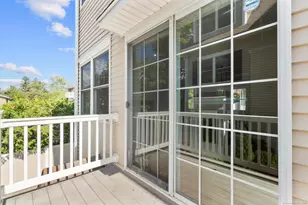 160 Glenbrook Rd, Stamford, CT 06902 - Photo 13