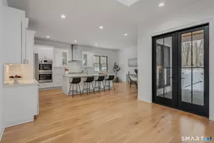 23 Lords Meadow Ln, Old Lyme, CT 06371 - Photo 9