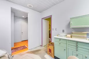 9 Madison St, Hartford, CT 06183 - Photo 31