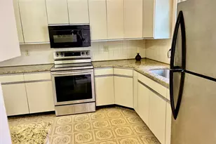 21 Adams Dr, Bethel, CT 06801 - Photo 3