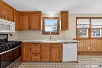 985 Slater Road #2, New Britain, CT 06053 - Photo 15