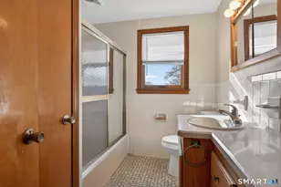 985 Slater Rd, New Britain, CT 06053 - Photo 9