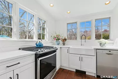 561 Middlesex Road, Darien, CT 06820 - Photo 15