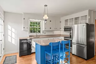 1064 N Rd, Groton, CT 06340 - Photo 7