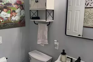 230 Cherry Hill Dr, Bridgeport, CT 06606 - Photo 23