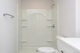 138 Boston Post Rd, East Lyme, CT 06333 - Photo 11