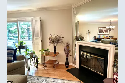 2700 Bedford Street #Apt J, Stamford, CT 06905 - Photo 7