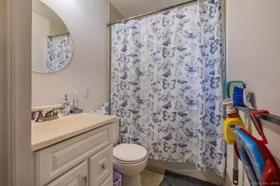 125 Alexander Drive, Bridgeport, CT 06606 - Photo 7