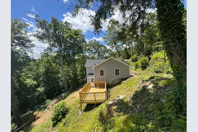 22 Hemlock Trail, Newtown, CT 06482 - Photo 3