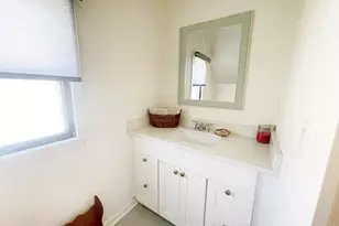 2 Ocean Ave, Milford, CT 06460 - Photo 13