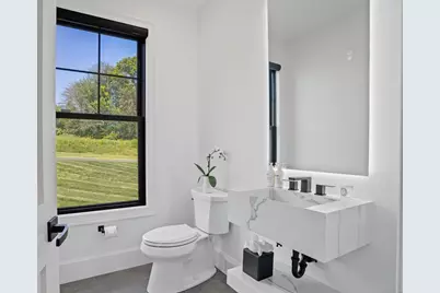 8 Holly Lane, Newtown, CT 06482 - Photo 19