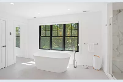 8 Holly Lane, Newtown, CT 06482 - Photo 29