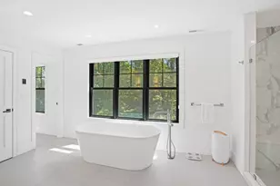 8 Holly Ln, Newtown, CT 06482 - Photo 29