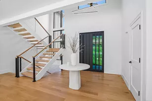 8 Holly Ln, Newtown, CT 06482 - Photo 3