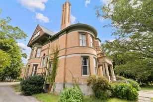 14 Wethersfield Ave, Hartford, CT 06114 - Photo 3