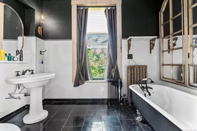 14 Wethersfield Avenue, Hartford, CT 06114 - Photo 29