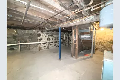 835 Bank Street, New London, CT 06320 - Photo 27