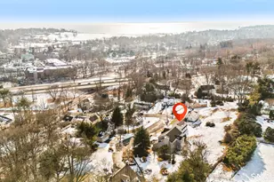 53 Hilltop Dr, Fairfield, CT 06890 - Photo 5