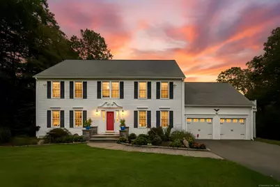 10 Aspetuck Lane, Oxford, CT 06478 - Photo 1