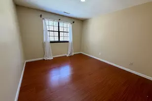 44 Surrey Dr, Newington, CT 06111 - Photo 9