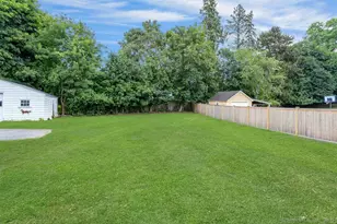 15 W Parish Rd, Westport, CT 06880 - Photo 9