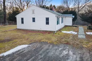 140 Ragged Hill Rd, Pomfret, CT 06259 - Photo 15