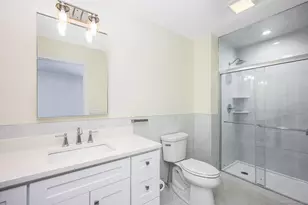 2 Beacon Square, Fairfield, CT 06825 - Photo 21