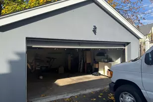 100 Lorraine St, Bridgeport, CT 06604 - Photo 21