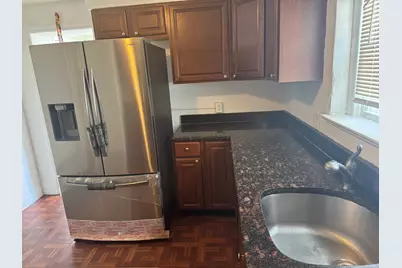 100 Lorraine Street, Bridgeport, CT 06604 - Photo 7