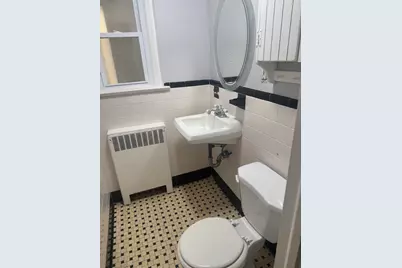 100 Lorraine Street, Bridgeport, CT 06604 - Photo 9