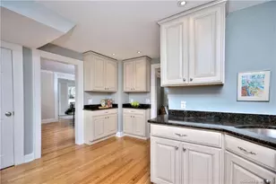 25 Maplewood Ave, Westport, CT 06880 - Photo 11