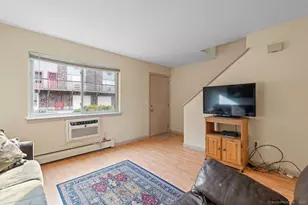 218 Oakville Ave, Waterbury, CT 06708 - Photo 7