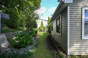 76 Hawthorne St, West Haven, CT 06516 - Photo 23