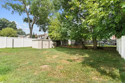 214 Country Road, Fairfield, CT 06824 - Photo 19