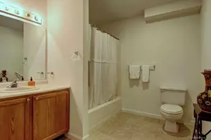 256 Peck Ln, Orange, CT 06477 - Photo 9