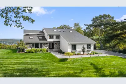 11 Hillcrest Drive, New Fairfield, CT 06812 - Photo 1