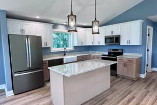 21 Charles St, Enfield, CT 06082 - Photo 7