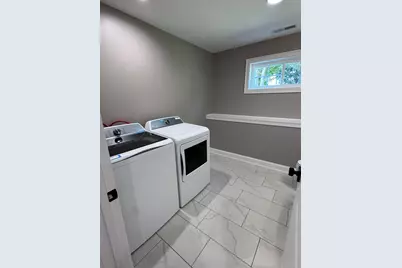 21 Charles Street, Enfield, CT 06082 - Photo 25