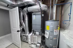 21 Charles St, Enfield, CT 06082 - Photo 27