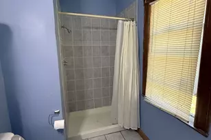 634 New Britain Ave, Hartford, CT 06106 - Photo 7