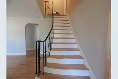 18 Phedon Parkway, Middletown, CT 06457 - Photo 5