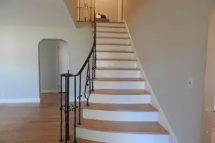 18 Phedon Pkwy, Middletown, CT 06457 - Photo 5